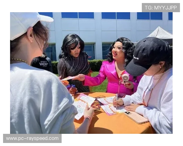 汉堡市颁发社区贡献奖，表彰暴雪中保障比赛的志愿者